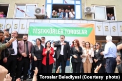 Toroslar'da CHP adayı Abdurrahman Yıldız seçimi kazandı.