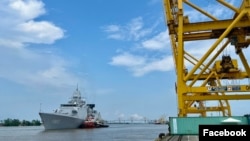 Tàu hộ tống HNLMS TROMP Hải quân Hoàng gia Hà Lan cập cảng Chùa Vẽ, Hải Phòng, ngày 24/5/2024. Photo Facebook NL in Vietnam. 