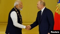 Thủ tướng Ấn Độ Narendra Modi đã bị nhiều chỉ trích sau chuyến thăm Nga