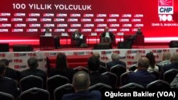 CHP eski genel başkanları İzmir'deki toplantıda biraraya geldiler.