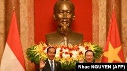 TT Jokowi hội đàm với “Tam trụ” ĐCSVN trong 3 ngày ở Hà Nội, không có ông Trọng, giữa tin đồn về sức khoẻ của nhà lãnh đạo cao tuổi.