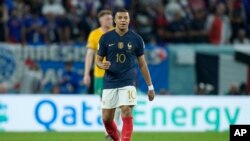 Tiền đạo Kylian Mbappe số 10 đội tuyển Pháp, một trong những ứng viên giải Chiếc giày vàng tại World Cup 2022 Qatar.