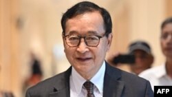 Nhân vật đối lập hàng đầu Campuchia Sam Rainsy (ảnh tư liệu, Paris, tháng 9/2022)