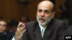 Thống đốc Fed Ben Bernanke nói rằng giới chủ nhân vẫn chưa chịu mướn người mới, do đó, muốn phục hồi thật mạnh kinh tế Hoa Kỳ cần phải tạo thêm nhiều ăn việc hơn