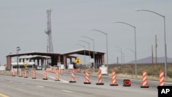 An ninh biên giới Mỹ-Mexico. Ảnh chụp ngày 26/3/2019 tại trạm kiểm soát phía Bắc Las Cruces, New Mexico. (AP Photo/Cedar Attanasio)