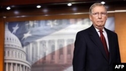 Thượng nghị sỹ Mitch McConnell, lãnh đạo phe Cộng Hòa tại Thượng viện, nói rằng có thể sẽ không đạt được một giải pháp dài hạn về vấn đề ngân sách