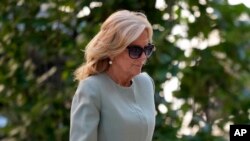 First Lady Jill Biden, Hunter Biden'ın Delaware eyaletinin Wilmington kentinde devam eden ceza davasının ikinci gününde de mahkemede hazır bulundu.