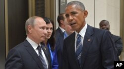 Tổng thống Nga Vladimir Putin, trái, và Tổng thống Mỹ Barack Obama ở Hàng Châu, Trung Quốc, 5/9/2016.