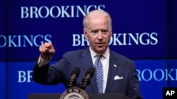 Phó Tổng thống Mỹ Joe Biden, phát biểu về cuộc xung đột ở Ukraine tại Viện Brookings ở thủ đô Washington, 27/5/2015.