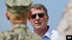 Bộ trưởng Quốc phòng Mỹ Ashton Carter.