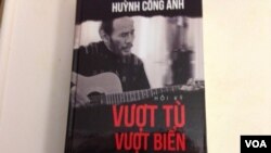 Hồi ký “Vượt tù, vượt biển”