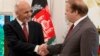 Thủ tướng Pakistan Nawaz Sharif (phải) đón tiếp Tổng thống Afghanistan Ashraf Ghani tại tòa nhà thủ tướng ở Islamabad, Pakistan, ngày 15/11/2014.