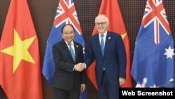 Thủ tướng Việt Nam Nguyễn Xuân Phúc và Thủ tướng Úc Malcolm Turnbull (Photo: Nhan dan)