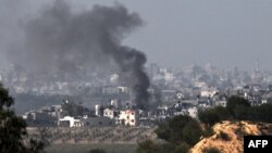 Dải Gaza trong một cuộc không kích của Israel.