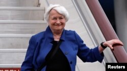 Bộ trưởng Tài chính Hoa Kỳ Janet Yellen đến Quảng Châu, Trung Quốc.