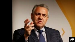 Bộ trưởng Ngân khố Joe Hockey.