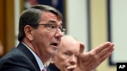 Bộ trưởng Quốc phòng Ash Carter