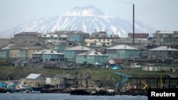 Đảo Kunashiri, một trong bốn hòn đảo được gọi là Nam Kuriles tại Nga và Bắc Territories ở Nhật Bản.