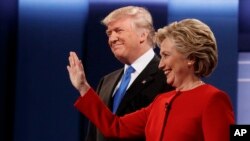 Cuộc tranh luận tổng thống đầu tiên giữa hai ứng cử viên tổng thống Mỹ, Donald Trump và Hillary Clinton, được tổ chức tại Đại học Hofstra ở Hempstead, New York, ngày 26/9/2016.