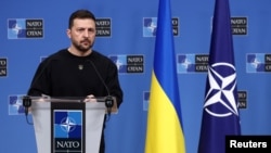 Tổng thống Ukraine Volodymyr Zelenskyy tham dự cuộc họp báo tại trụ sở NATO ở Brussels, Bỉ, ngày 17 tháng 10 năm 2024.